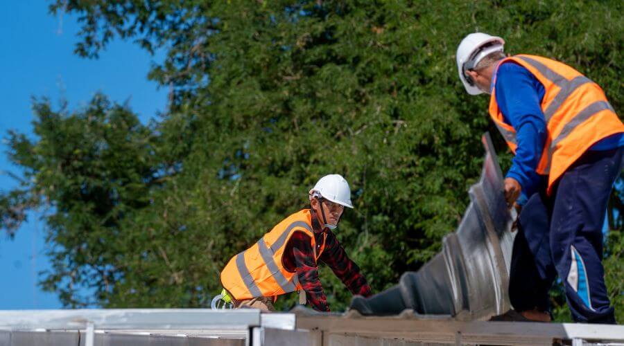 Professional gutter cleaning in Madison, SD